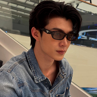 Prada SPRB06F 16K08Z zoom